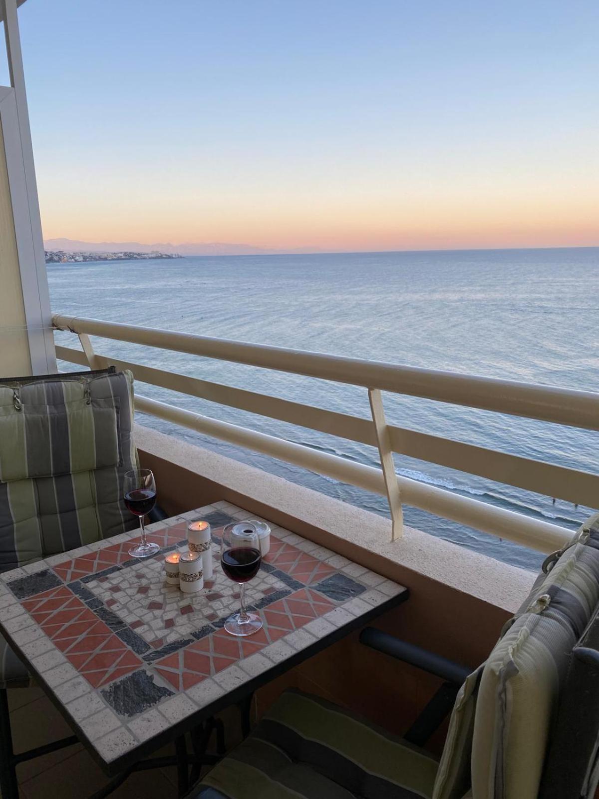 Stella Maris - Amazing Frontal Sea Views With Pool & Terrace By 10Tosea Διαμέρισμα Fuengirola Εξωτερικό φωτογραφία