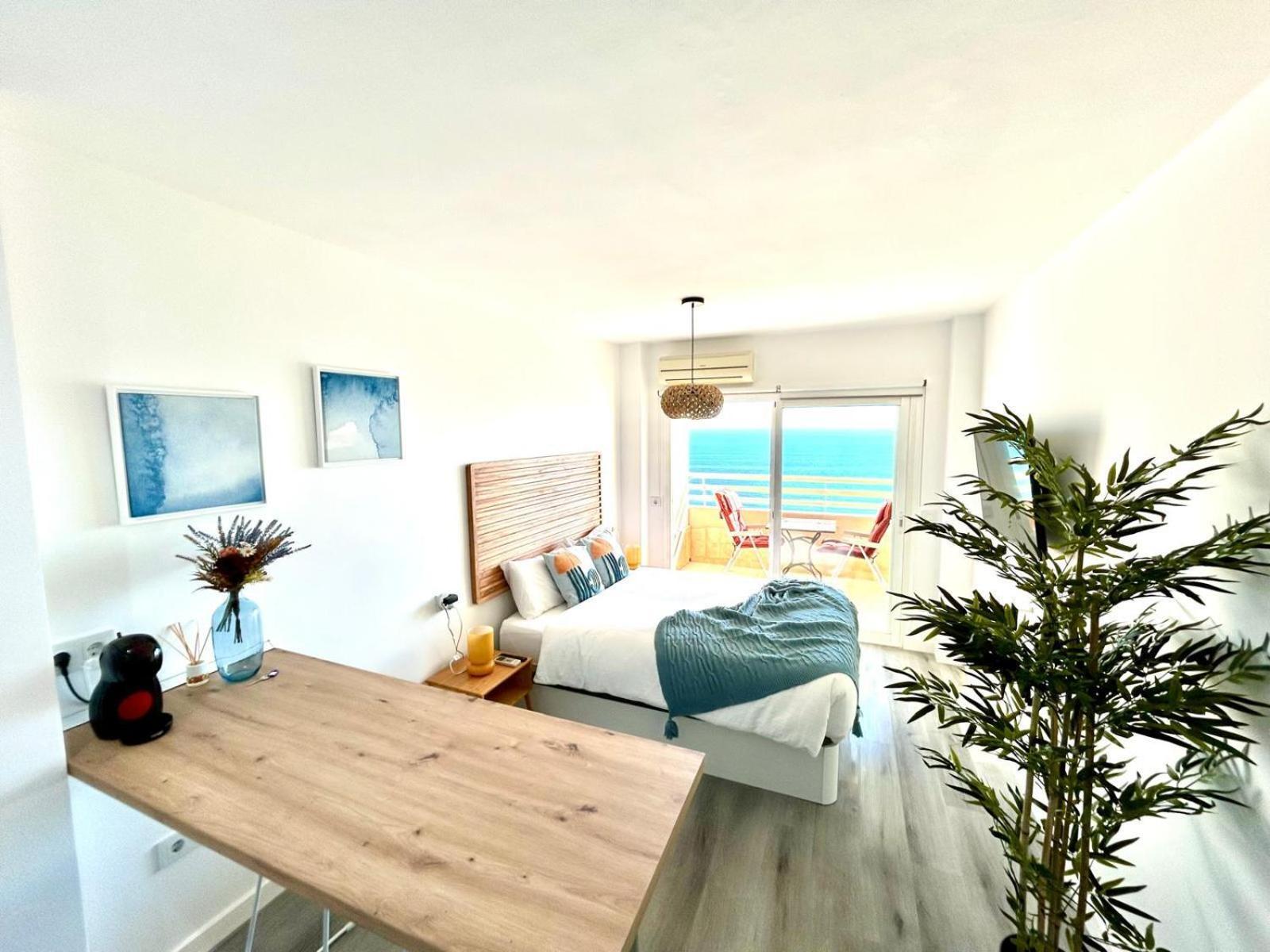 Stella Maris - Amazing Frontal Sea Views With Pool & Terrace By 10Tosea Διαμέρισμα Fuengirola Εξωτερικό φωτογραφία