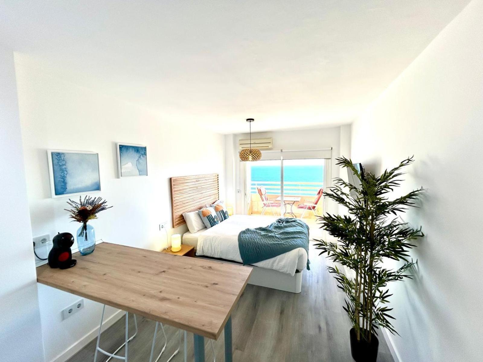 Stella Maris - Amazing Frontal Sea Views With Pool & Terrace By 10Tosea Διαμέρισμα Fuengirola Εξωτερικό φωτογραφία